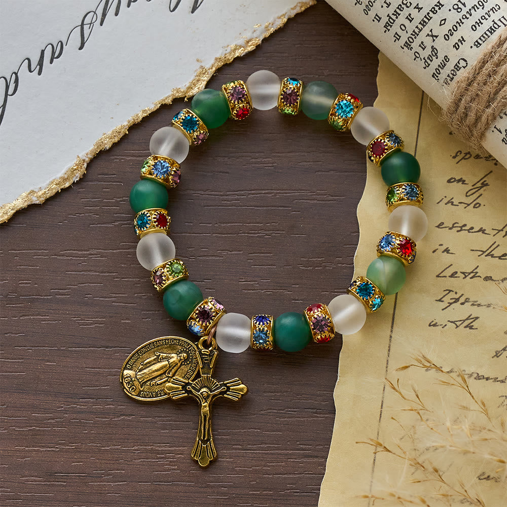 Pulsera de Ágata Esmerilada Suave con Crucifijo y la Virgen: Recuerda Su Tierno Amor