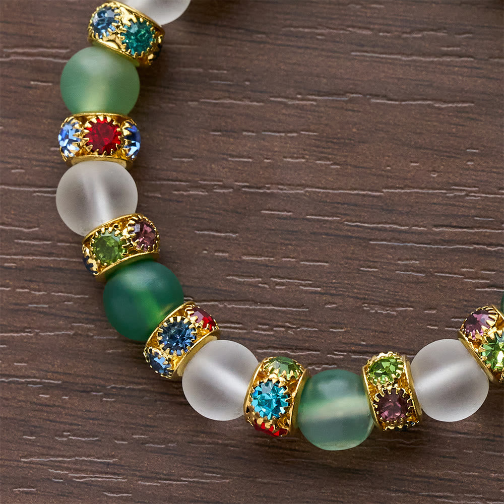 Pulsera de Ágata Esmerilada Suave con Crucifijo y la Virgen: Recuerda Su Tierno Amor