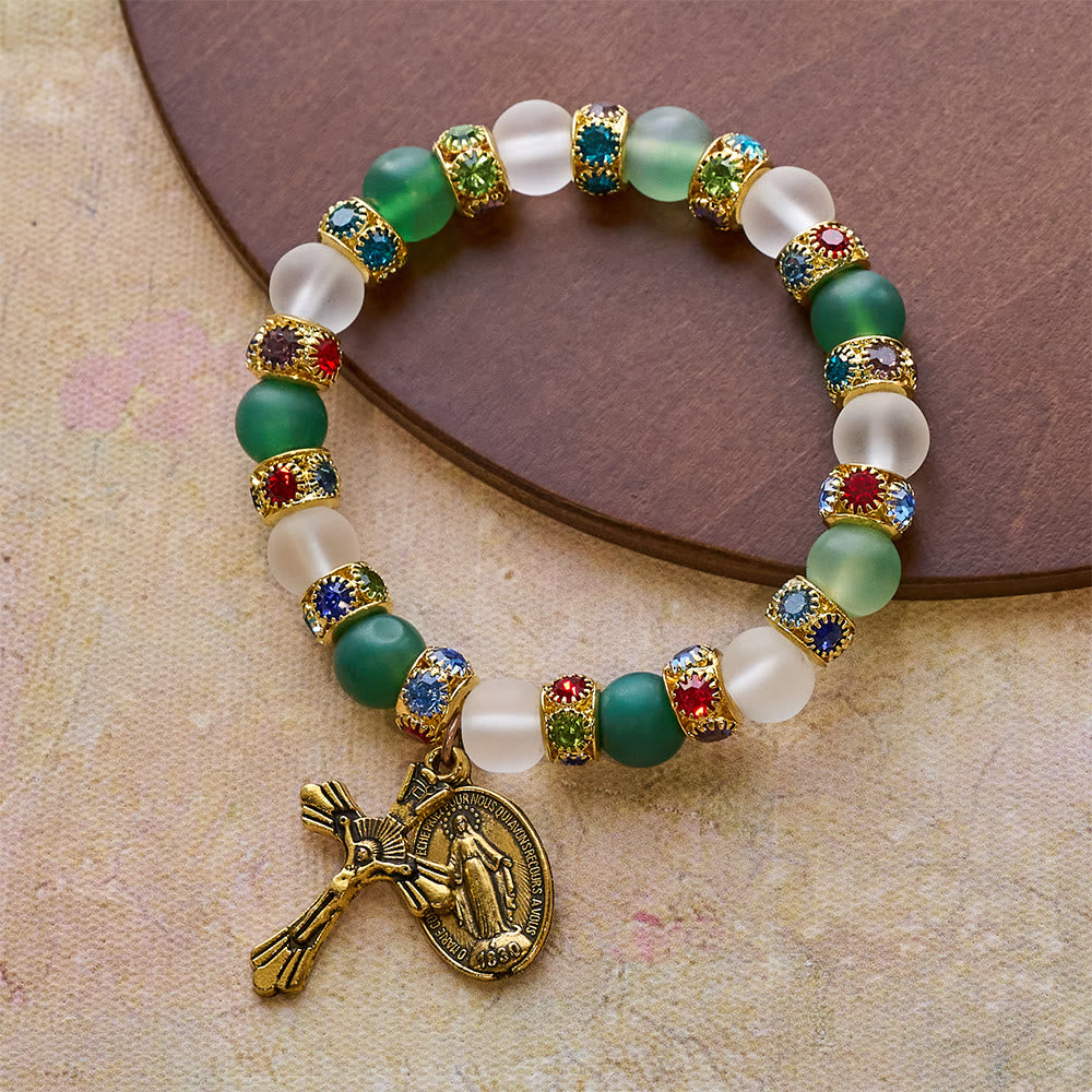 Pulsera de Ágata Esmerilada Suave con Crucifijo y la Virgen: Recuerda Su Tierno Amor