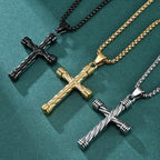 Collar con Dije de Cruz de Textura Trenzada: Encarna Su Fuerza Duradera