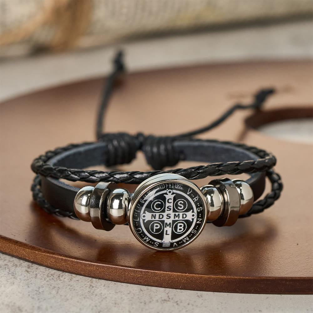 Pulsera Ajustable Multicolor de San Benito: Símbolo contra la Negatividad y el Miedo