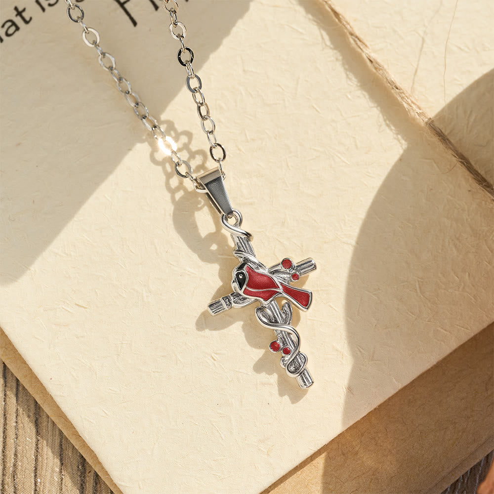 Collar Artesanal de Cardenal con Dije de Cruz y Pájaro Rojo