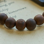 Pulsera de Madera de Jesús: Regalo de Joyería