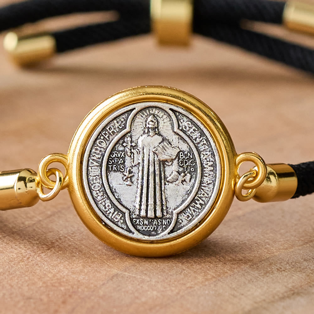 Pulsera Ajustable de Cordón Negro con Medalla de San Benito