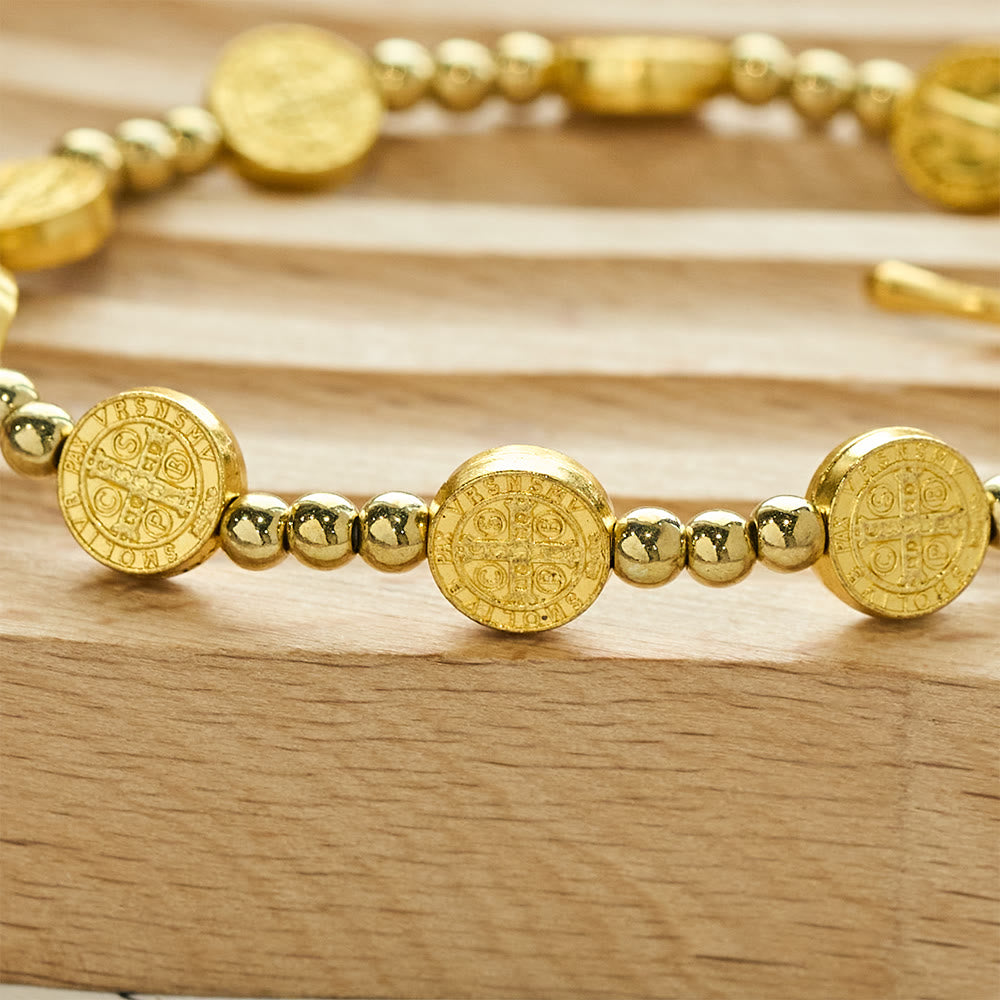 Pulsera Elástica de Cruz de San Benito Tono Oro