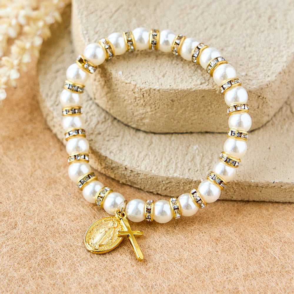 Pulsera Moderna de Perlas con Medalla Milagrosa Dorada y Tarjeta de Bendición: Comunión Opulenta