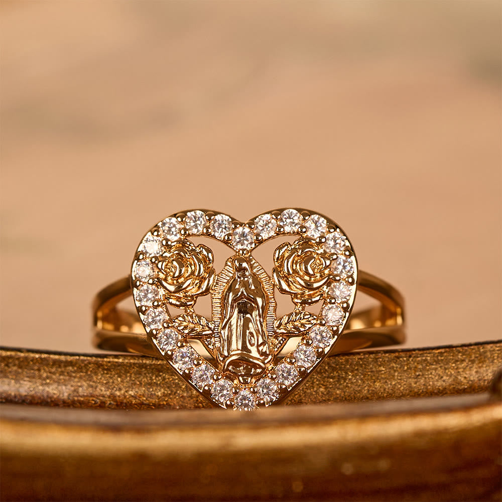 Anillo con Motivo de Virgen en Forma de Corazón con Rosas: Lleva Su Cuidado Cada Día