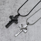 Collar de Cruz Interior Desmontable: Ancla tu Fe en un Amor que Trasciende