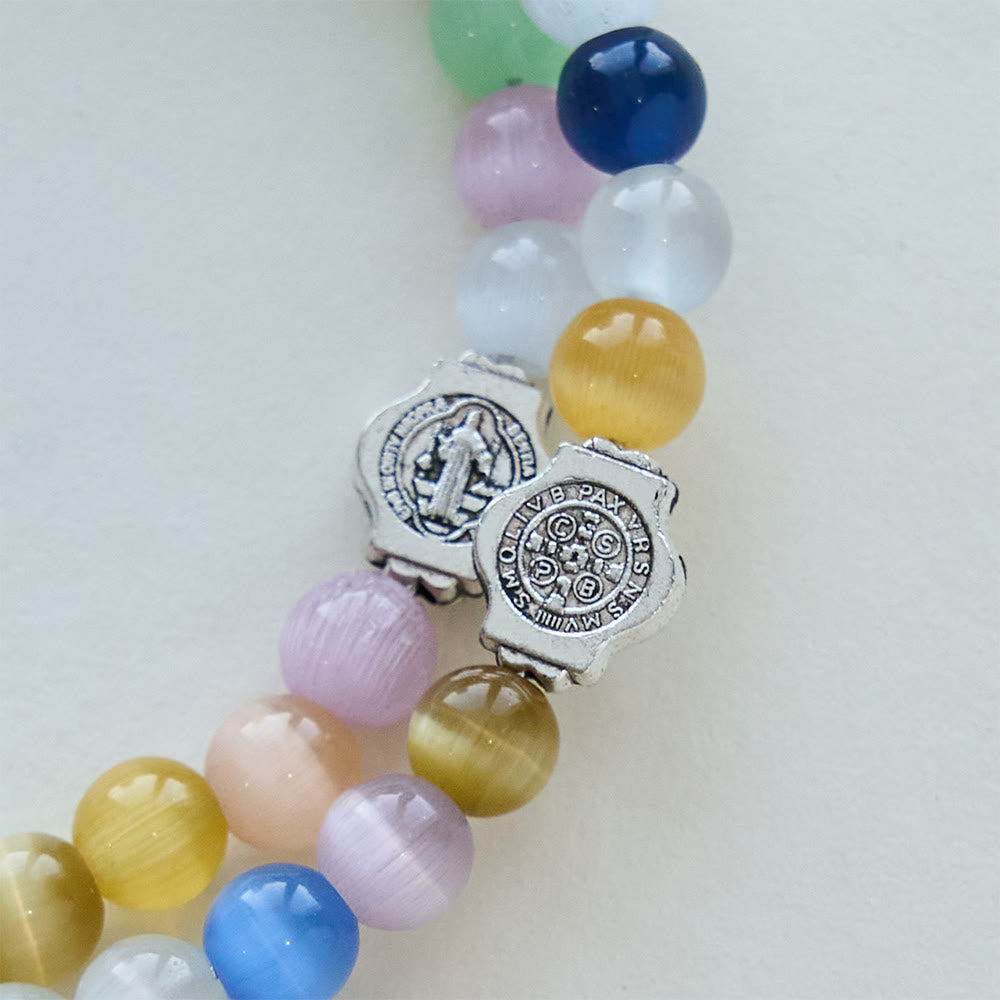 Pulsera Rosario de Alambre con Memoria de Ojo de Gato Multicolor de 6 mm con San Benito