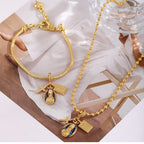 Set de Joyería con Dije de la Virgen de la Gracia: Símbolo de Devoción Eterna