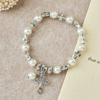 Pulsera de Cuentas con Detalle de Cruz de Plata: Encarna la Gracia de la Reflexión en Oración