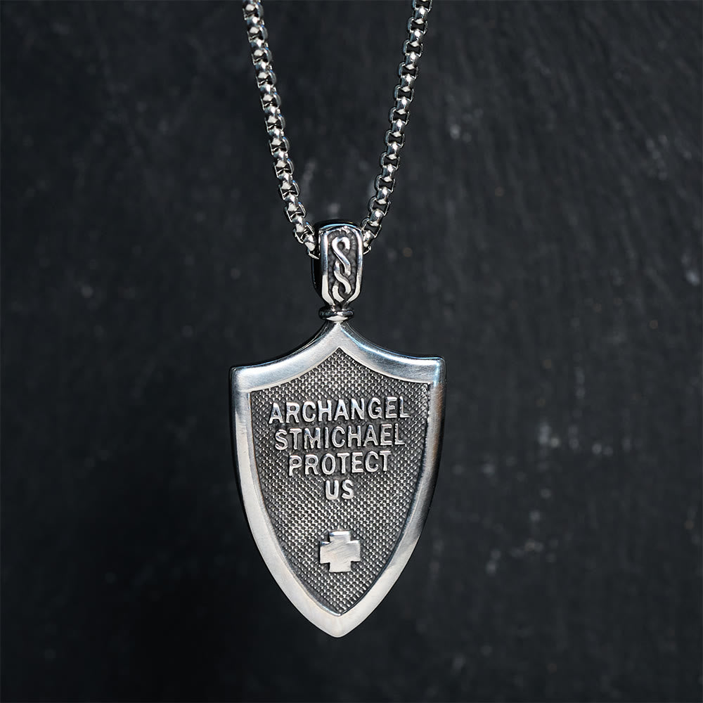 Collar de Titanio con Amuleto Escudo de San Miguel Arcángel