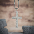 Collar de Cruz Padre Nuestro Tricolor Moderno: Símbolo Eterno de lo Sagrado