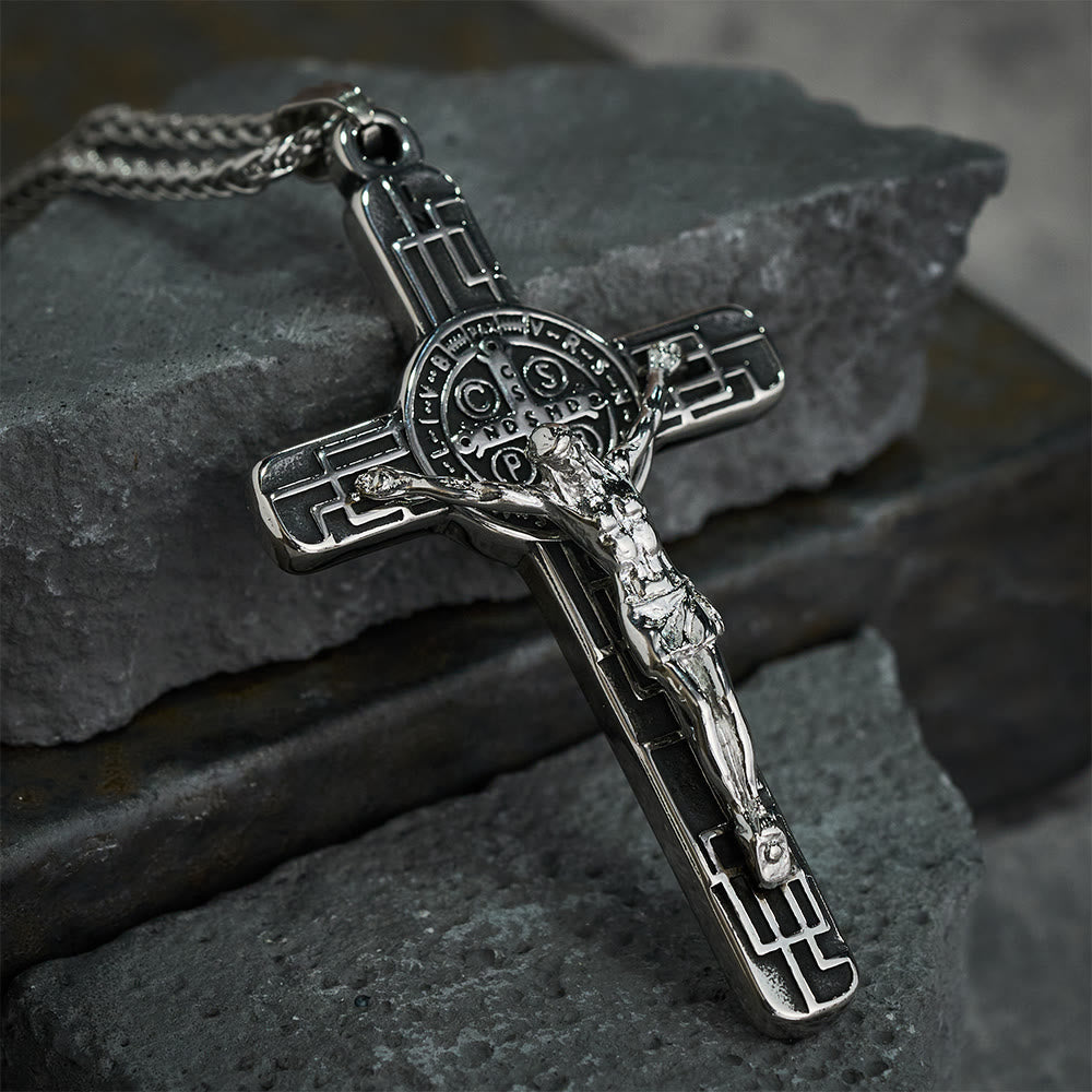 Collar con Dije Crucifijo y Medalla de San Benito Estilo Retro Clásico: Protección