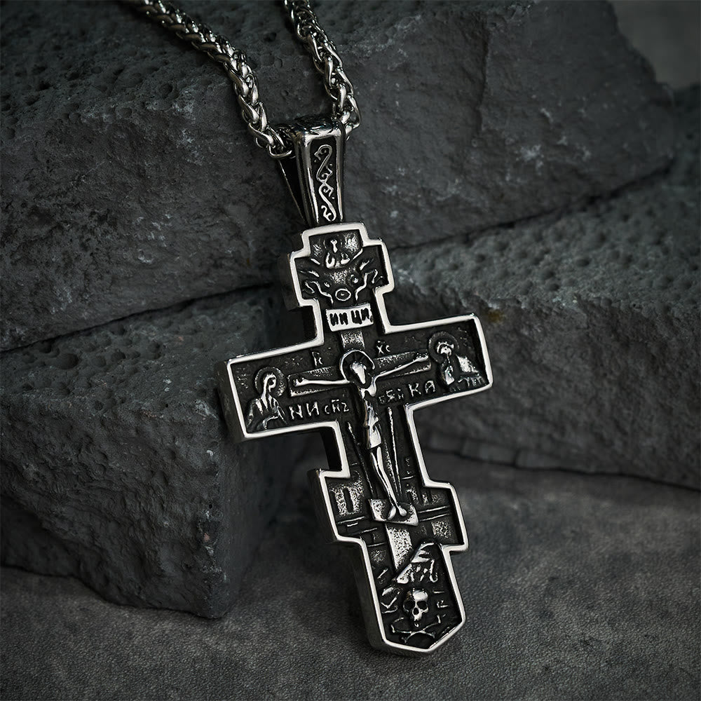 Collar de Titanio con Crucifijo Ortodoxo de Jesús: Joyería de Protección