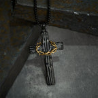 Collar con Dije de Cruz Corona de Espinas de Jesús Estilo Moderno: Protección Sagrada