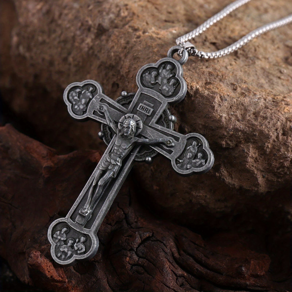 Collar de Cadena de Eslabones con Crucifijo Ornamentado y Silueta de Jesús: Señal de Redención