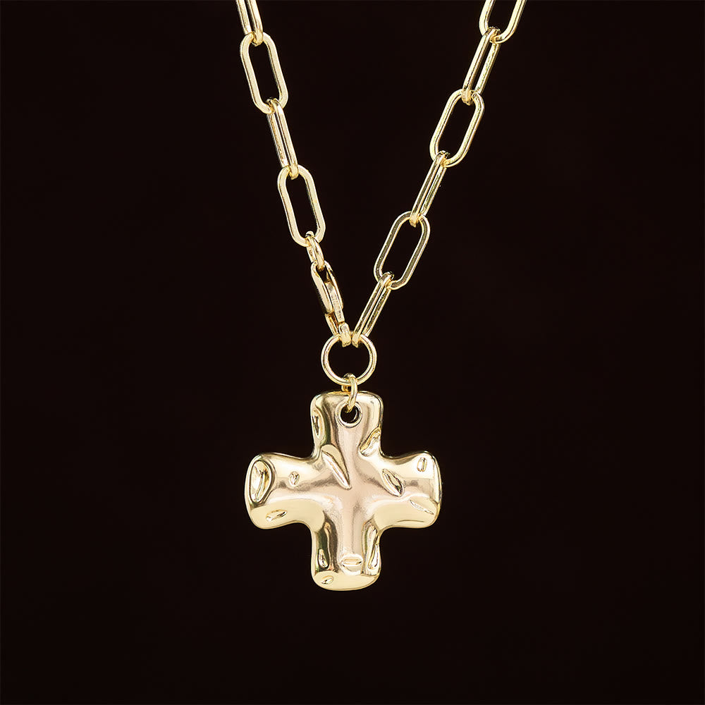 Collar de Cadena de Eslabones Clip con Cruz Minimalista: Símbolo de Fe y Estilo Moderno