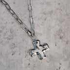 Collar de Cadena de Eslabones Clip con Cruz Minimalista: Símbolo de Fe y Estilo Moderno