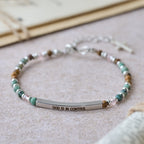 Pulsera Salmo 46:5 de Turquesa Africana Natural: Barra Grabada y Cuentas de Piedra