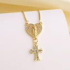 Collar de Corazón con Cruz de la Virgen y San Benito con Circonias: Gracia Divina Diaria