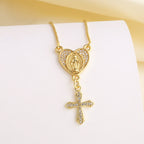 Collar de Corazón con Cruz de la Virgen y San Benito con Circonias: Gracia Divina Diaria