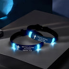 Pulsera Luminosa de Silicona con Cruz y Mateo 19:26: Mensaje Eterno de Esperanza y Fe