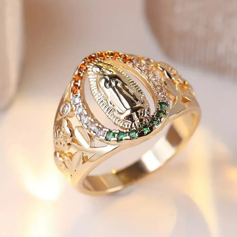 Anillo de la Virgen con Circonias y Diseño Floral: Recordatorio Elegante de Fe Inquebrantable