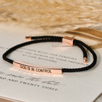 Pulsera de Fe "Dios Tiene el Control": Símbolo de Confianza y Bendición Nupcial