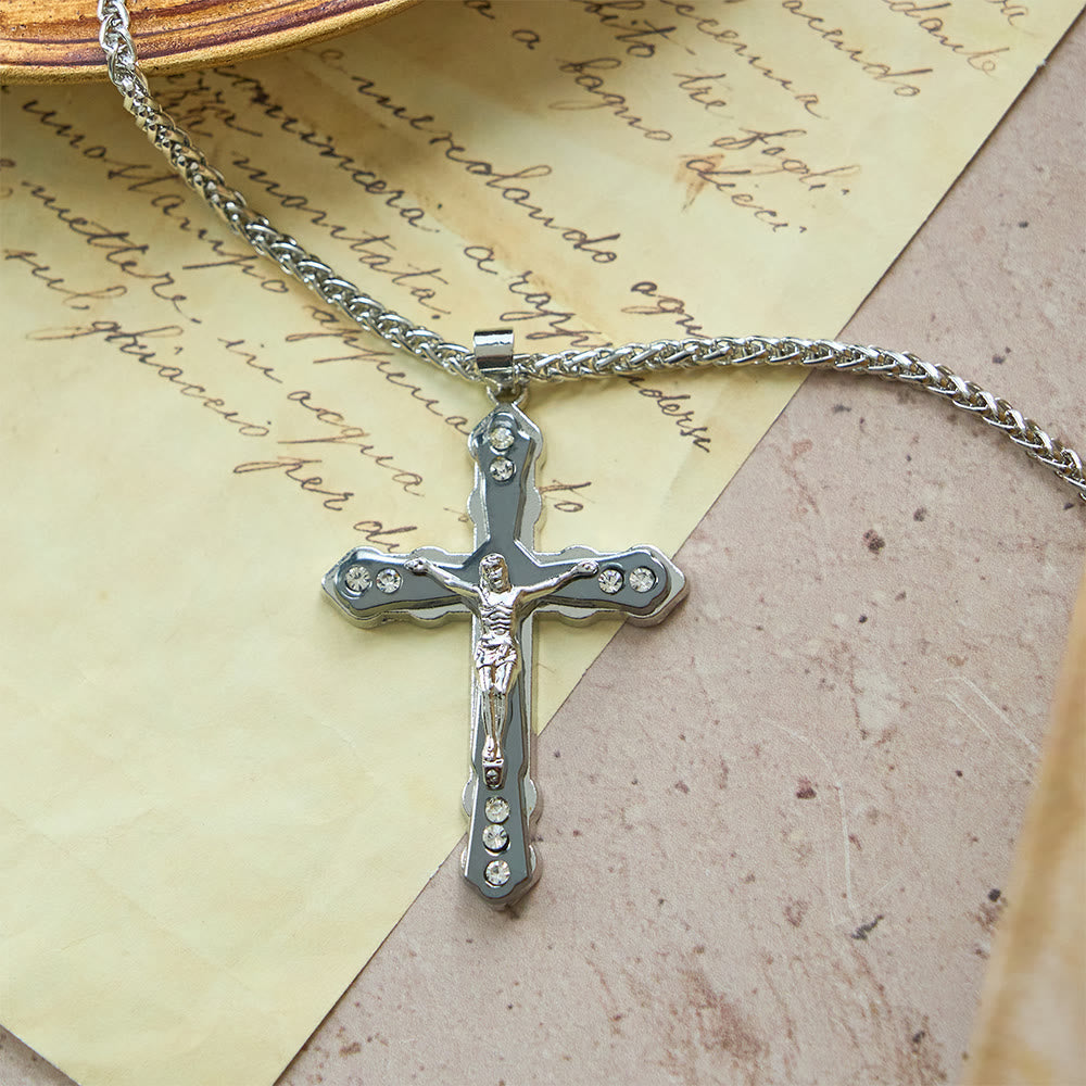 Collar Crucifijo Esculpido Detallado en Azul/Plata: Accesorio Sagrado de Devoción