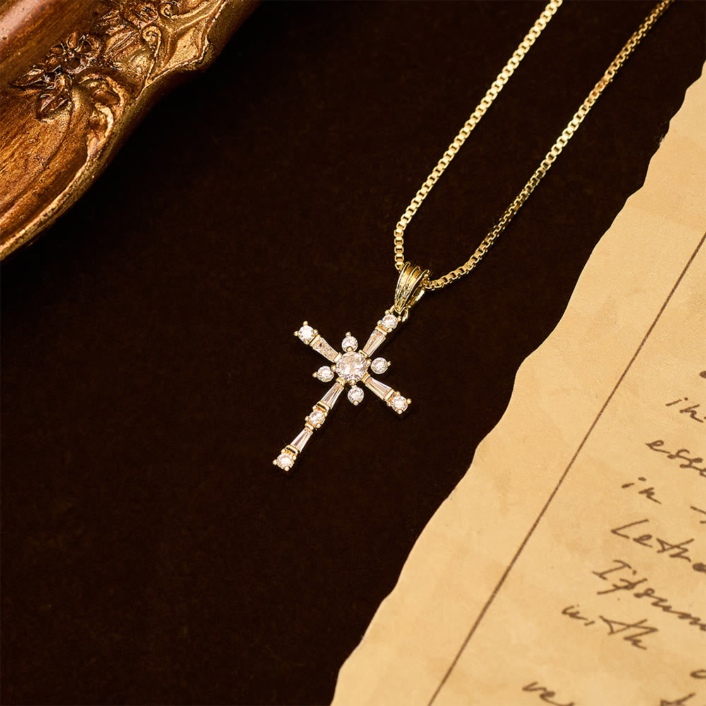 Collar de Cruz con Piedras Incrustadas Brillantes: Señal de Protección Divina