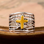 Anillo de Cruz de Cobre en Dos Tonos: Recordatorio Sereno de Paz y Gracia