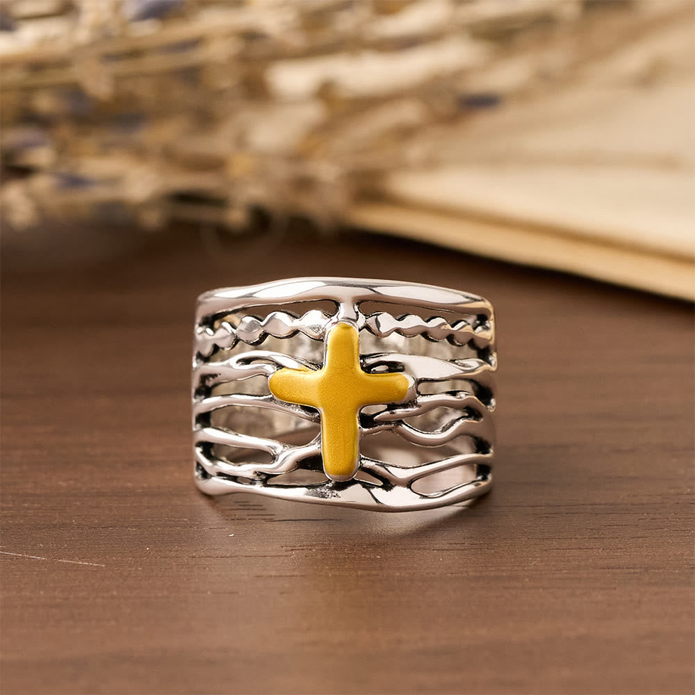 Anillo de Cruz de Cobre en Dos Tonos: Recordatorio Sereno de Paz y Gracia