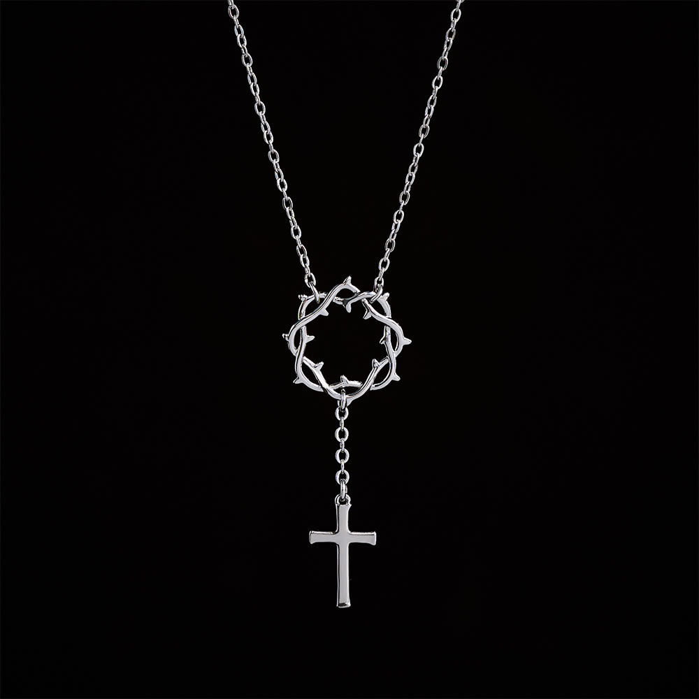 Collar de Cruz con Corona de Espinas: Símbolo de la Pasión y Redención de Cristo