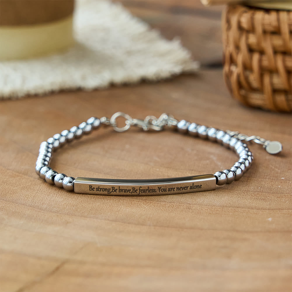 Pulsera de Cuentas Grabada "Fuerza y Valor": Símbolo de Fuerza y Valor Divinos