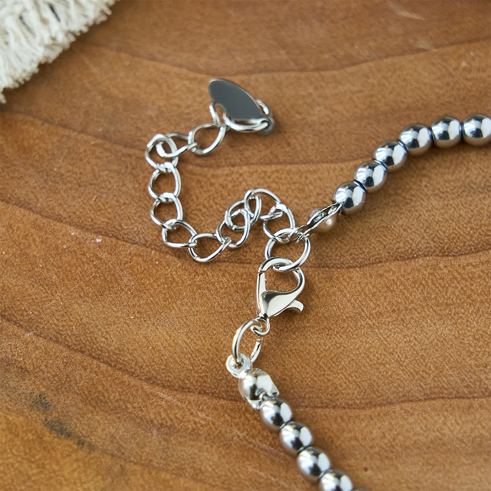 Pulsera de Cuentas Grabada "Fuerza y Valor": Símbolo de Fuerza y Valor Divinos