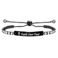Pulsera de Fe y Valor de Metal en Cuatro Colores con Barra Grabada o Lisa