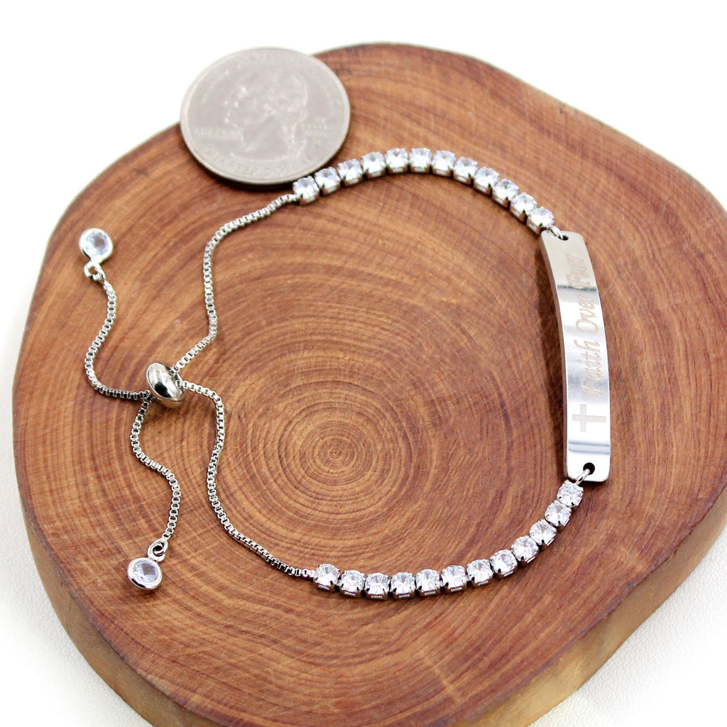 Pulsera de Fe y Valor de Metal en Cuatro Colores con Barra Grabada o Lisa