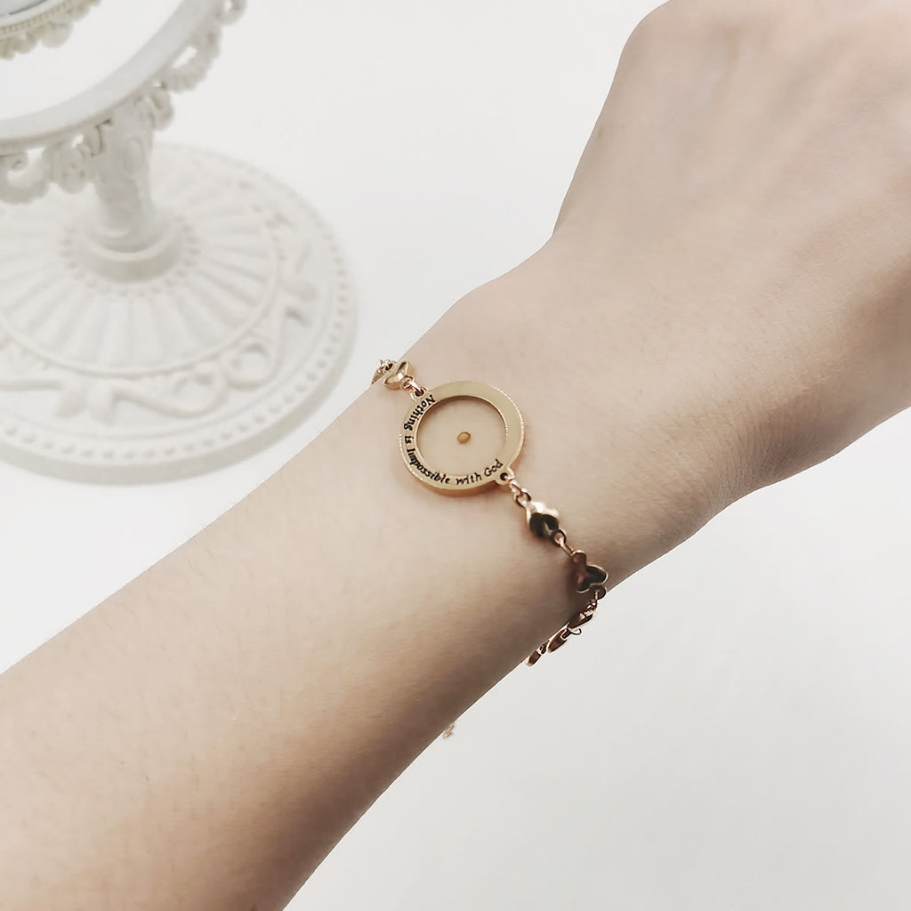 Pulsera Mateo 17:20 y Lucas 1:37 con Semilla de Mostaza: Corazones con Detalle de Circonia