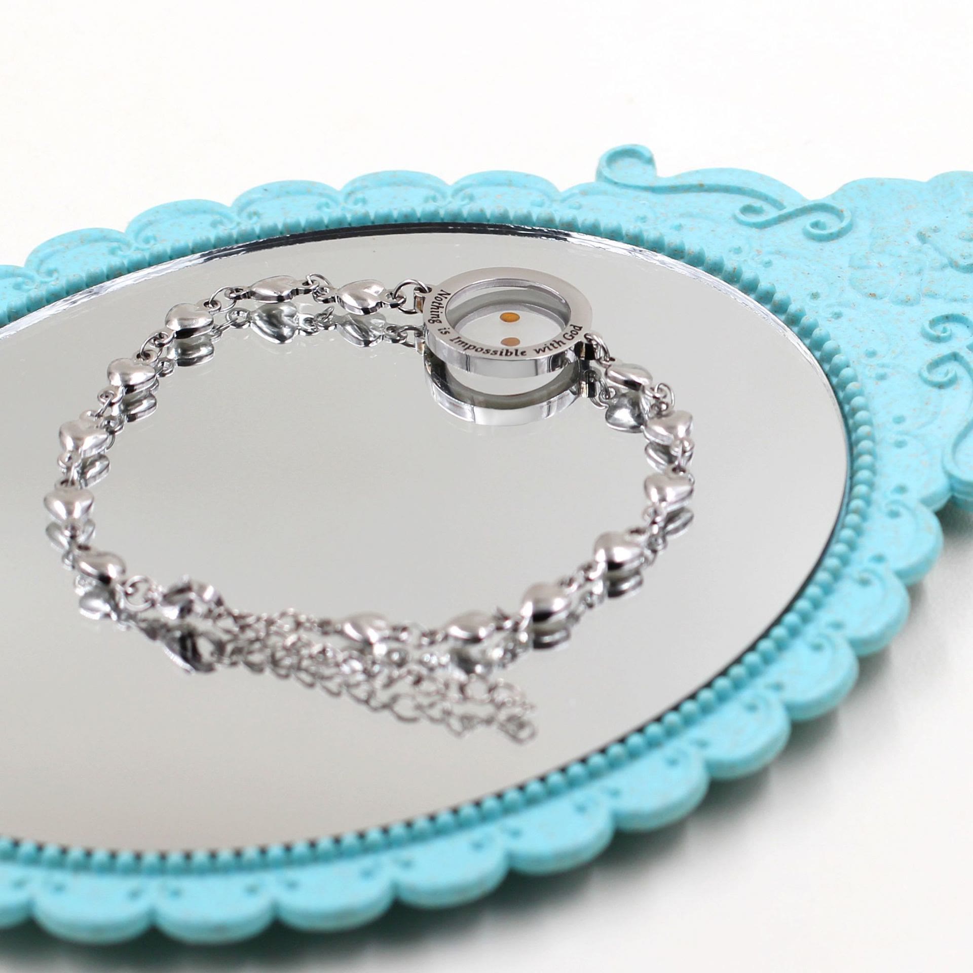 Pulsera Mateo 17:20 y Lucas 1:37 con Semilla de Mostaza: Corazones con Detalle de Circonia