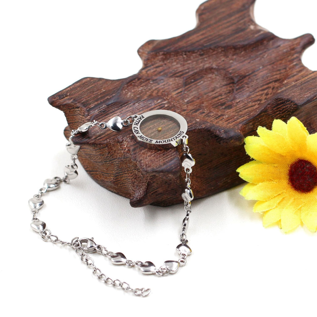 Pulsera Mateo 17:20 y Lucas 1:37 con Semilla de Mostaza: Corazones con Detalle de Circonia