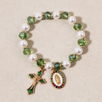 Pulsera de Cuentas con Medallón Mariano: Detalles de la Virgen y Dije de Cruz Esmaltada