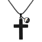 Collar de Cruz Texturizada con Semilla de Mostaza: Dijes Metálicos como Recordatorio Espiritual