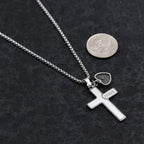 Collar de Cruz Semilla de Mostaza con Grabado de Jesús: Amor de Cristo y Poder de la Fe