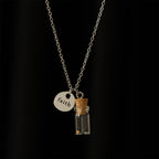 Collar con Placa de Fe Botella de Semilla de Mostaza: Símbolo de Fe Pequeña y Gran Poder