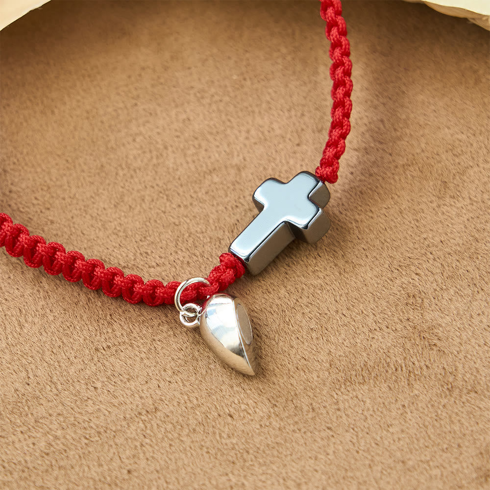 Set de Pulseras Magnéticas de Corazón y Cruz: Símbolo de Unión Sagrada y Amor Duradero