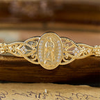 Colección de Pulseras de la Virgen en Filigrana Dorada: Gracia Maternal y Protección