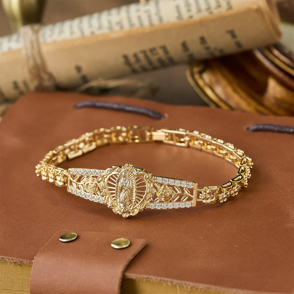 Colección de Pulseras de la Virgen en Filigrana Dorada: Gracia Maternal y Protección