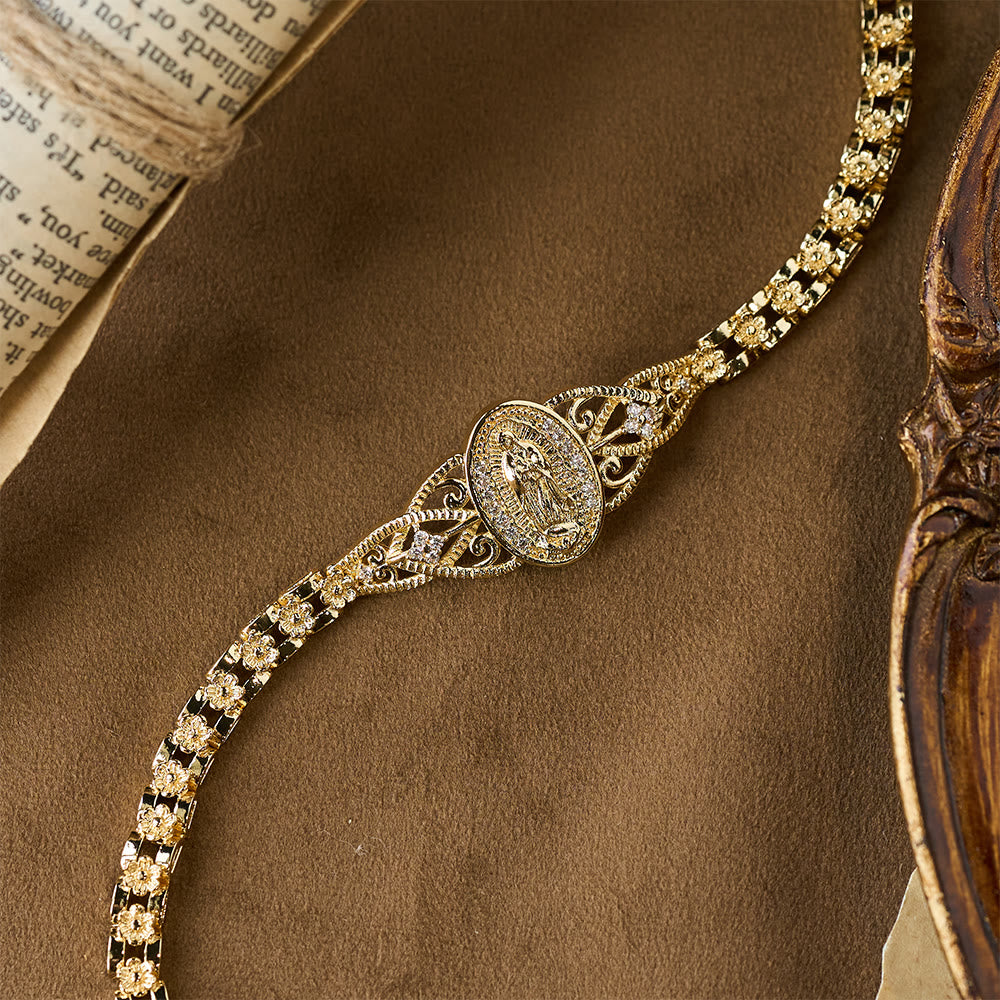 Colección de Pulseras de la Virgen en Filigrana Dorada: Gracia Maternal y Protección