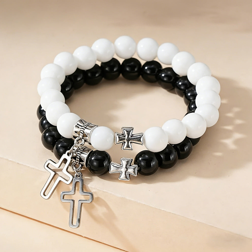 Set de Pulseras de Cuentas con Dije de Cruz en Dos Tonos: Símbolo de Fe en Cada Uso